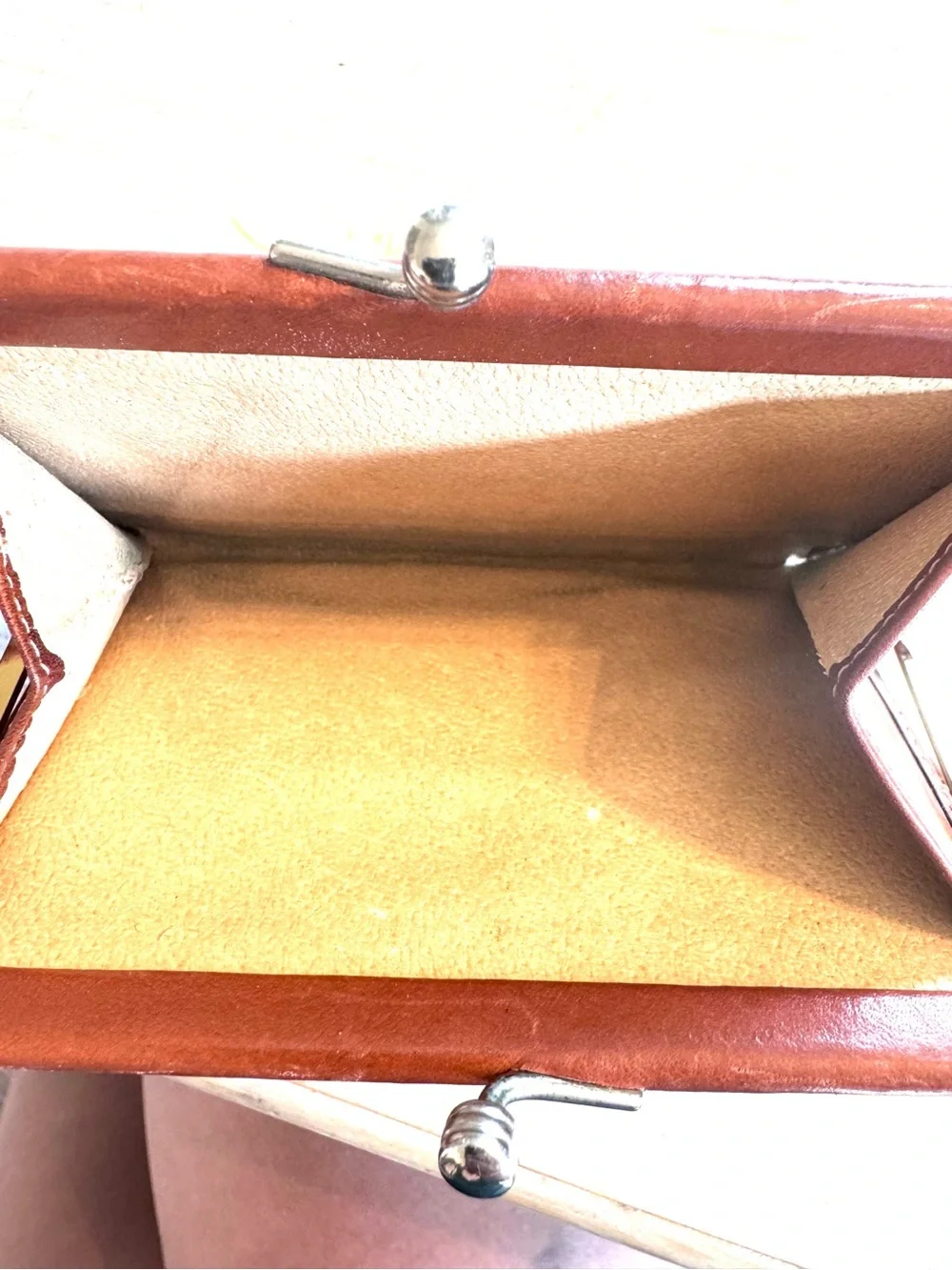 Vintage Dooney & Bourke All Weather Leather Wallet Model W06